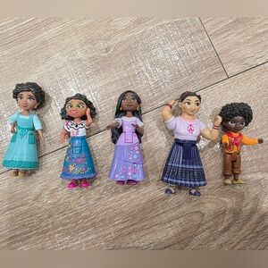 Disney Encanto Character Figurine Set - 5ct